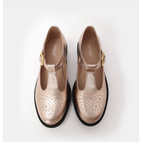 WYDR Studios Shoes - NEW WYDR Studios T-Strap Lug Mary Jane Metallic Rose Leather Shoes Size 9